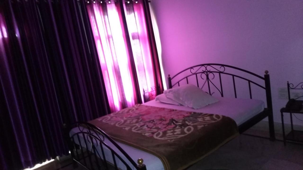 Binapani Hotel & Restaurant Tarapith Dış mekan fotoğraf